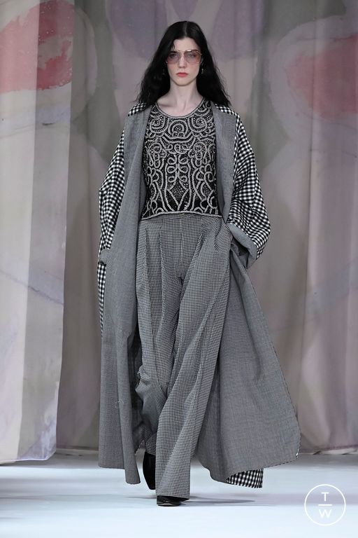 SS26 Laura Biagiotti Look 41