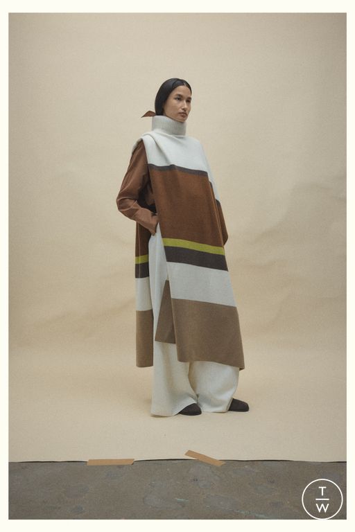 RS 26 TWP Look 6