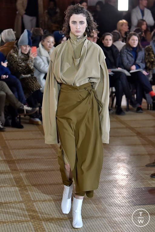 F/W 18 Lemaire Look 17