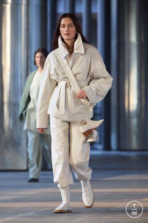 Fall/Winter 2023 Lemaire Look 37