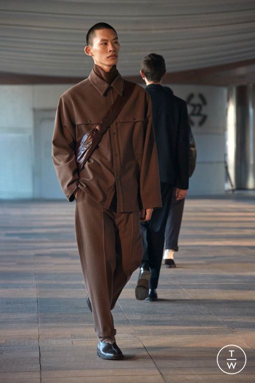 Fall/Winter 2023 Lemaire Look 41