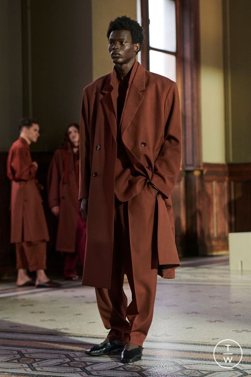 SS23 Lemaire Look 22