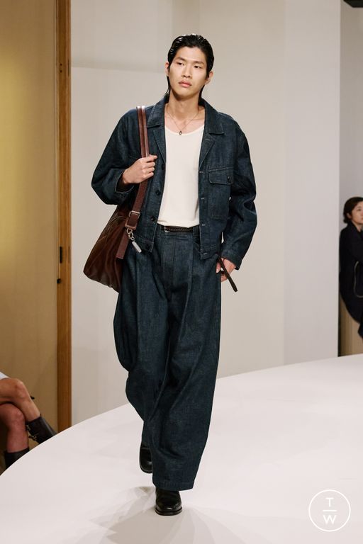 Spring-Summer 2025 Lemaire Look 15