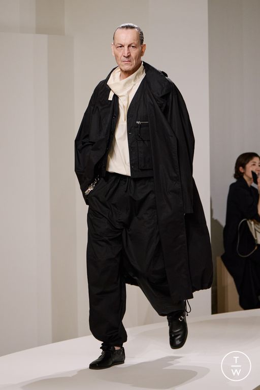 Spring-Summer 2025 Lemaire Look 19