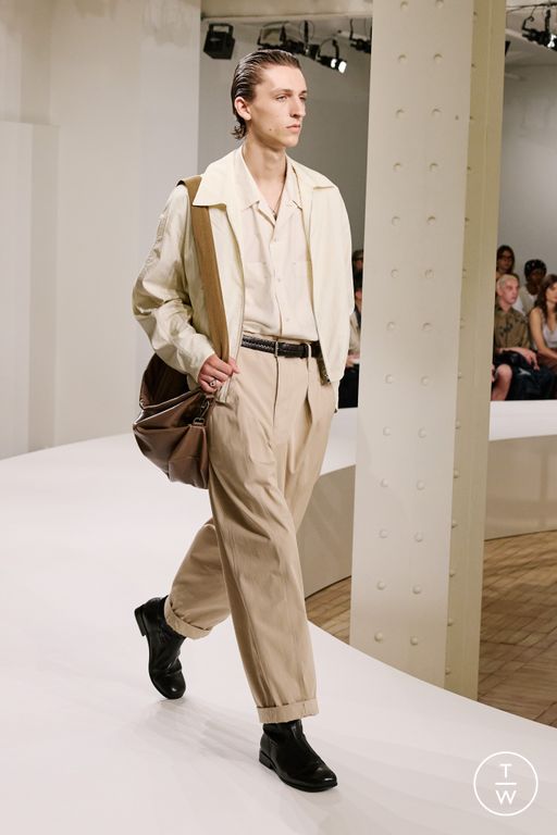Spring-Summer 2025 Lemaire Look 22
