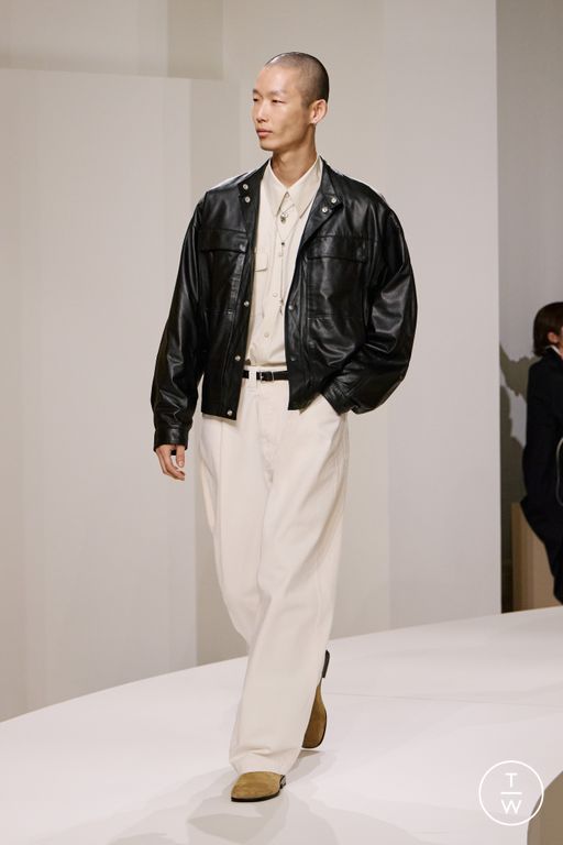 Spring-Summer 2025 Lemaire Look 26