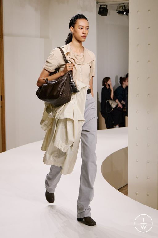 Spring-Summer 2025 Lemaire Look 27