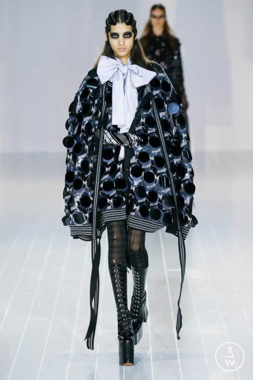 F/W 16 Marc Jacobs Look 17