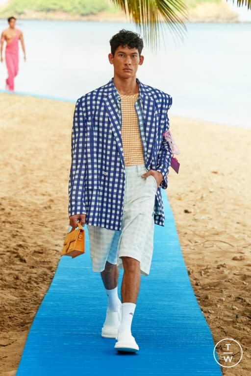 SS22 Jacquemus Look 27