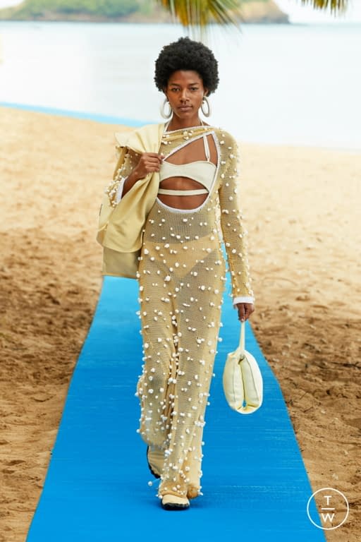 SS22 Jacquemus Look 37