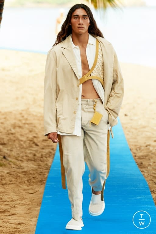 SS22 Jacquemus Look 4