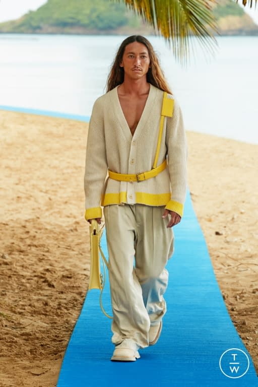 SS22 Jacquemus Look 42