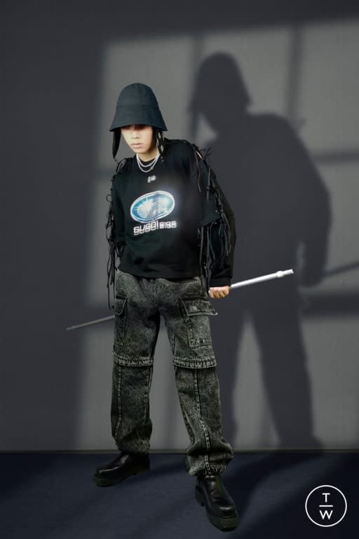 FW21 8IGB community clothing Look 16