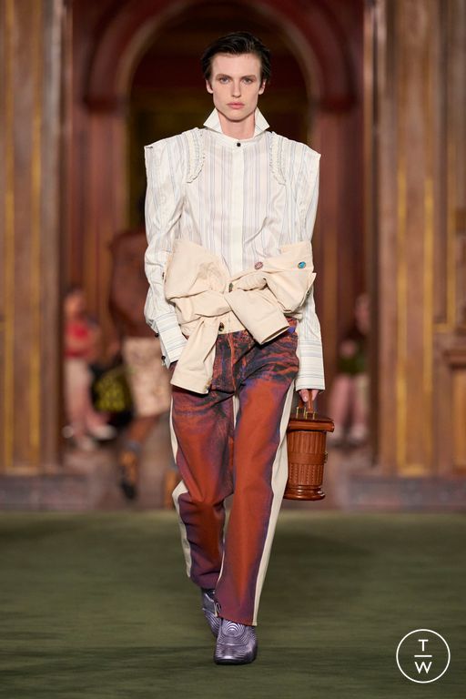 RS27 Louis Vuitton Look 6
