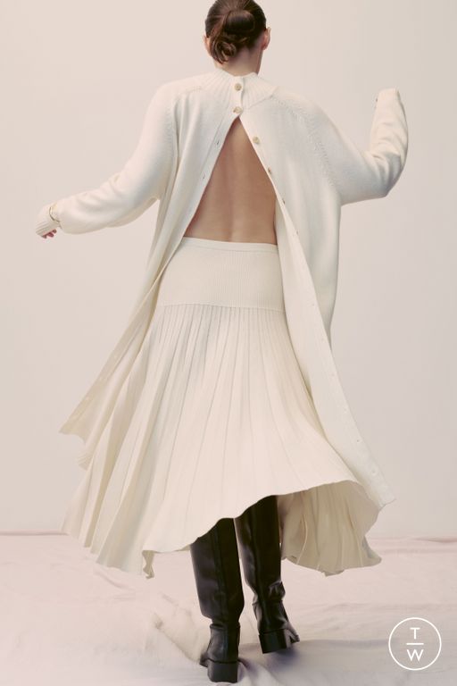 SS25 Eric Bompard Look 31