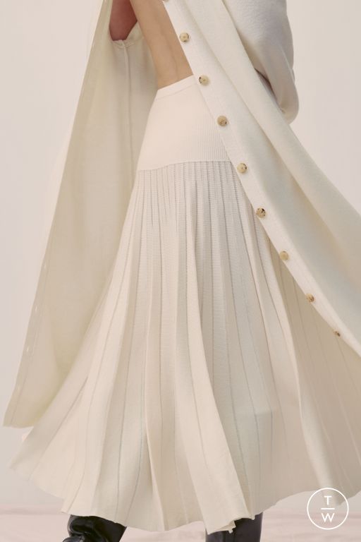 SS25 Eric Bompard Look 32