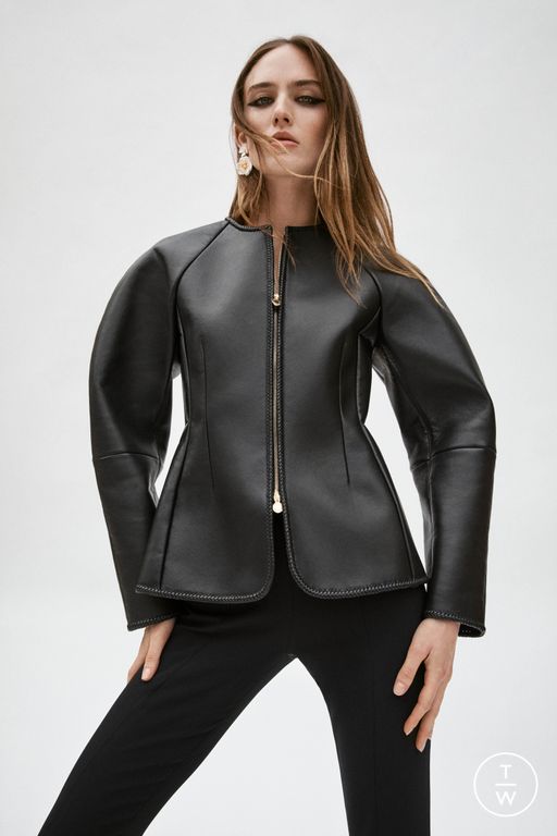 RS26 Carolina Herrera Look 13