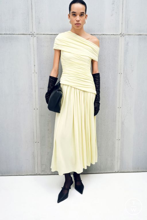 Pre-Fall 2025 Simkhai Look 15