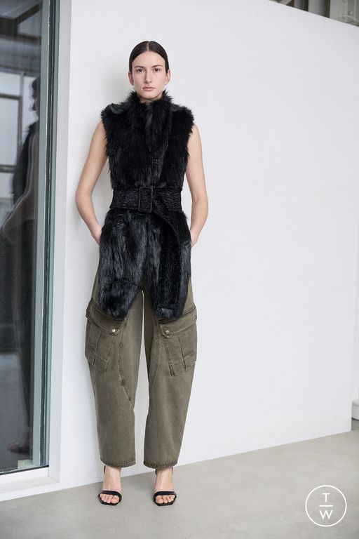FW25 Vaillant Look 16