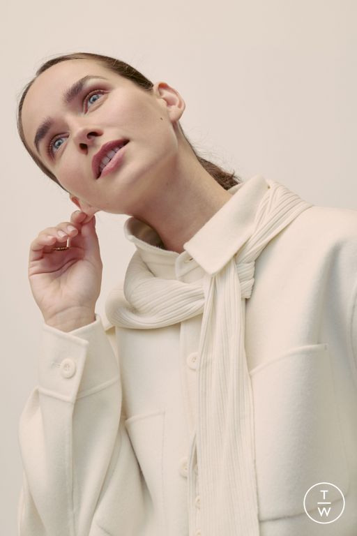 SS25 Eric Bompard Look 43