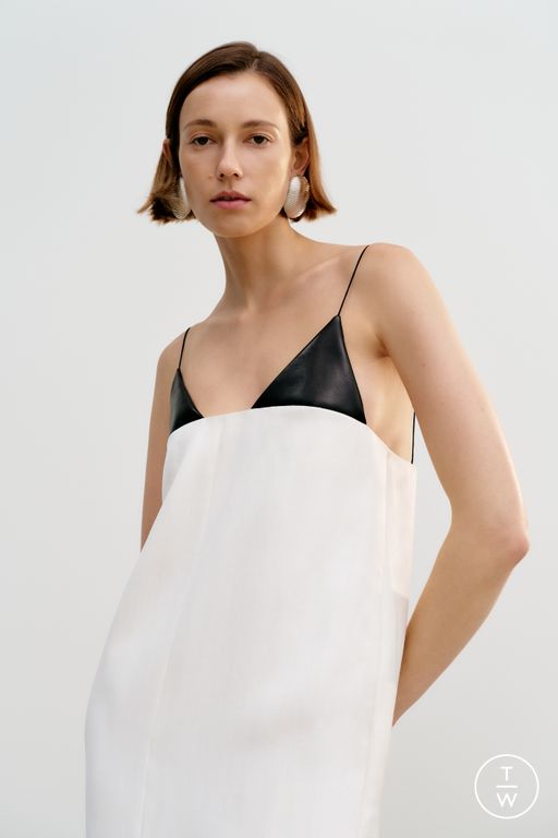 RS 26 Brandon Maxwell Look 17