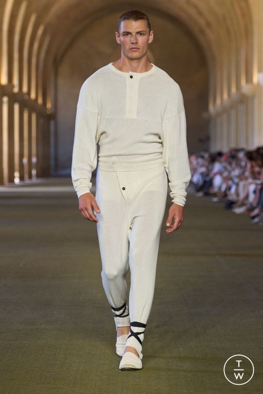 SS 26 Jacquemus Look 17