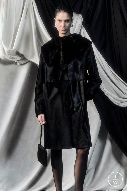 FW26 Loulou de Saison Look 20