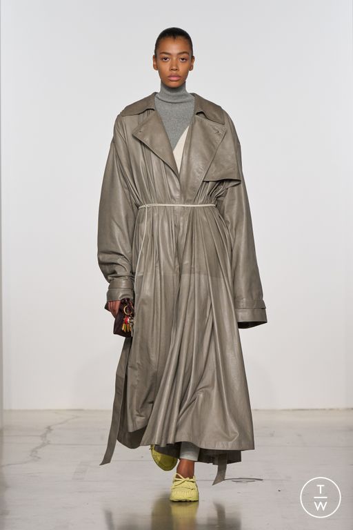 SS26 Calvin Klein Collection Look 19