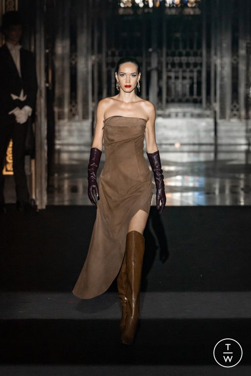 SS26 Hu Bing Selects Look 18