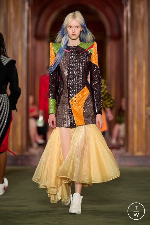 RS27 Louis Vuitton Look 20