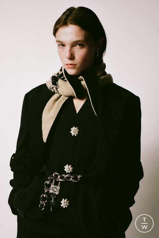 FW25 Simone Rocha Look 21