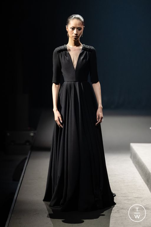 SS26 Viktor & Rolf Look 26