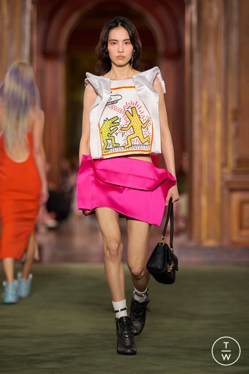 RS27 Louis Vuitton Look 27