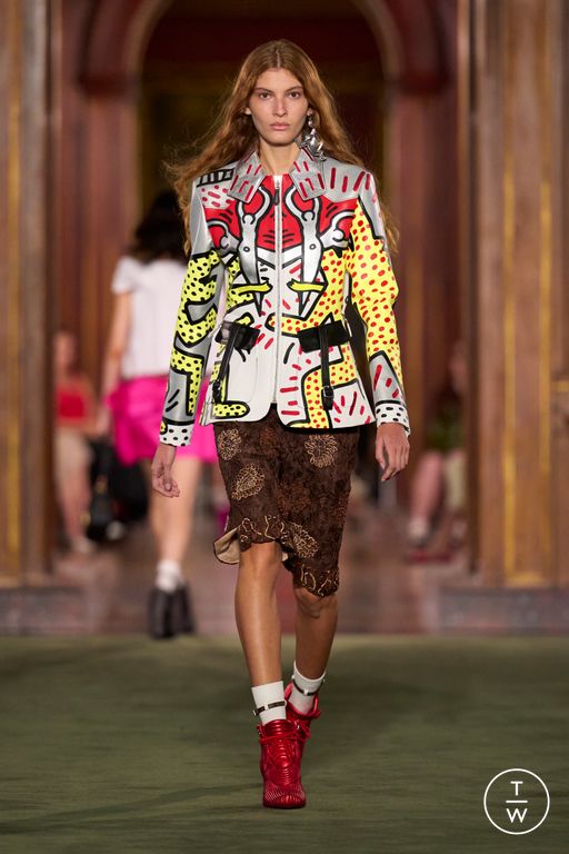 RS27 Louis Vuitton Look 30