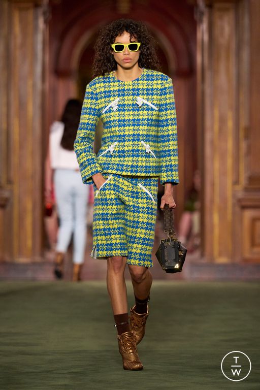 RS27 Louis Vuitton Look 31
