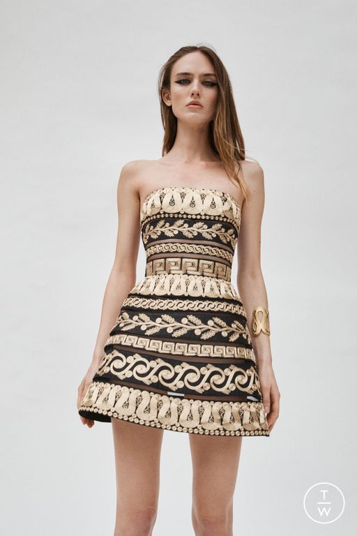 RS26 Carolina Herrera Look 37