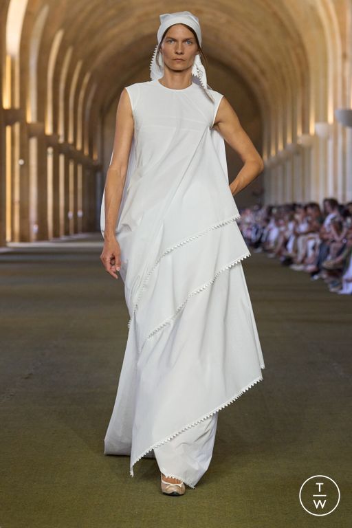 SS 26 Jacquemus Look 42