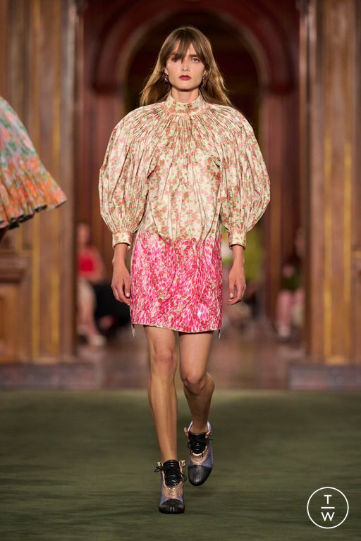 RS27 Louis Vuitton Look 43