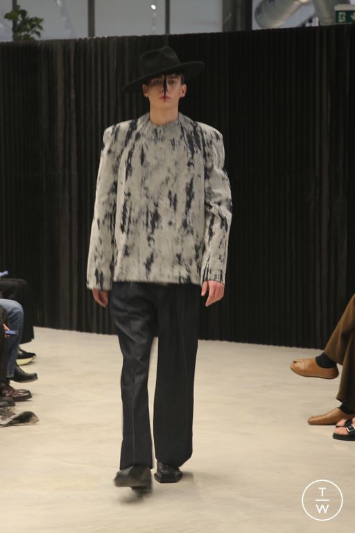 FW26 Victor Hart Look 8