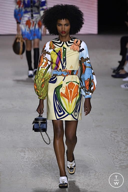 Louis Vuitton S/S 18 womenswear #11 - Tagwalk: The Fashion Search Engine
