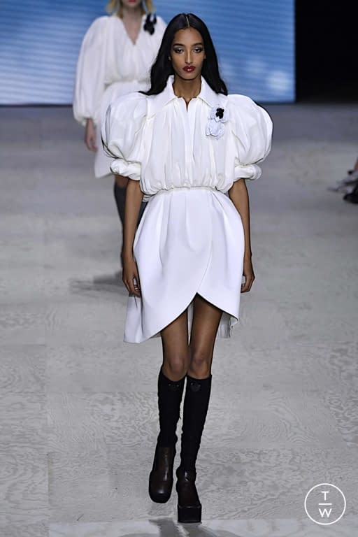 Louis Vuitton S/S 17 womenswear #9 - Tagwalk: The Fashion Search