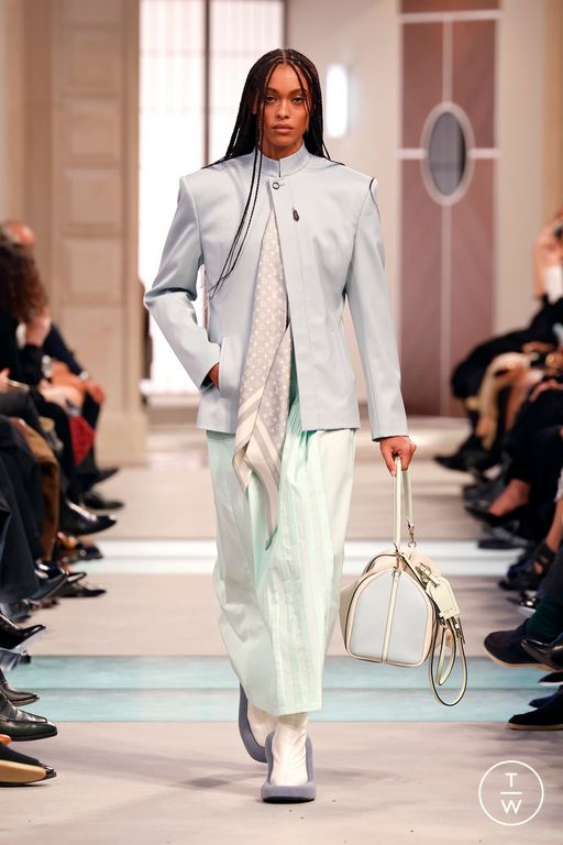 FW25 Louis Vuitton Look 26