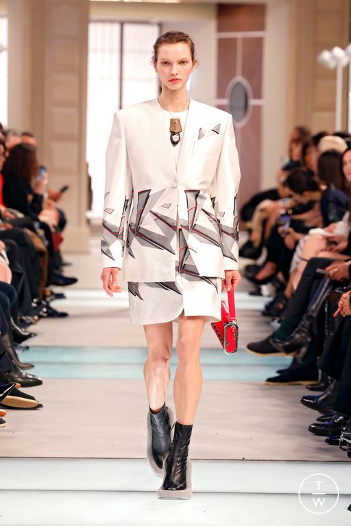 FW25 Louis Vuitton Look 32