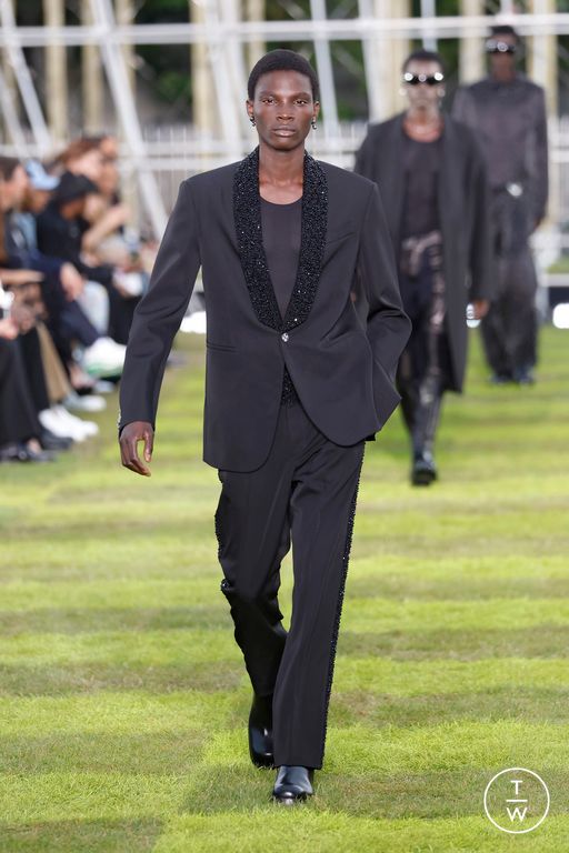 Spring-Summer 2025 Louis Vuitton Look 3