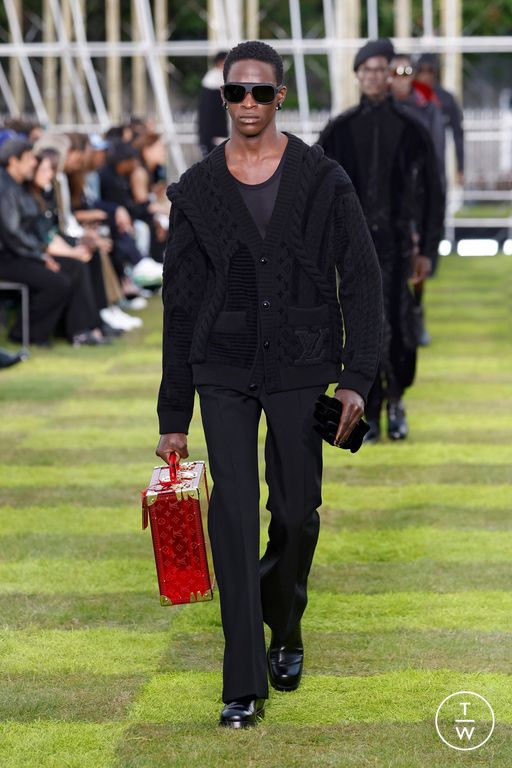 Spring-Summer 2025 Louis Vuitton Look 13