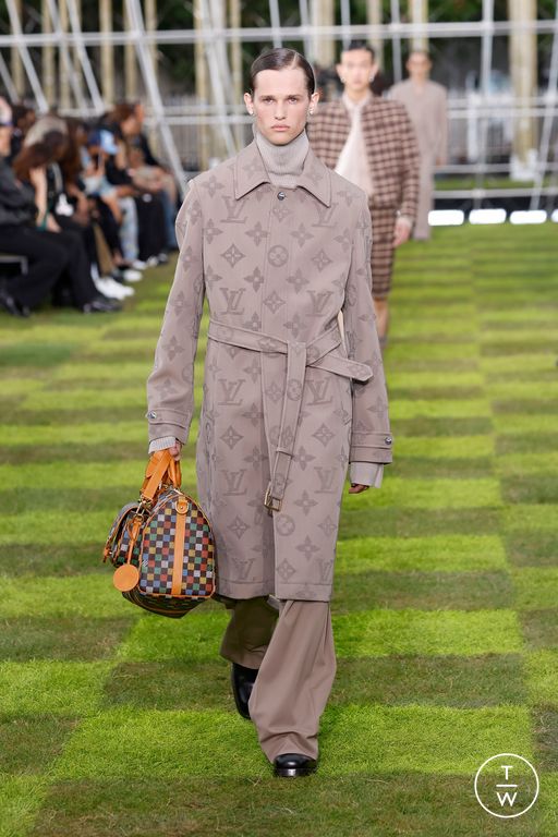 Spring-Summer 2025 Louis Vuitton Look 54
