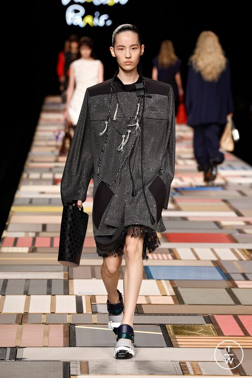 Spring-Summer 2025 Louis Vuitton Look 31