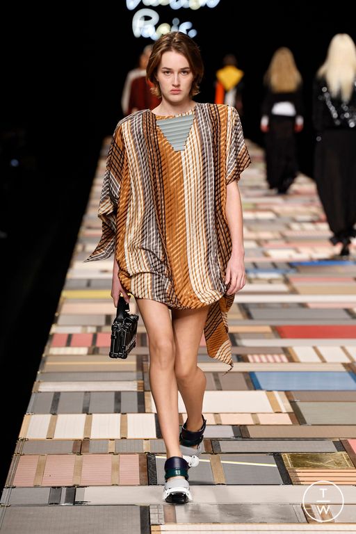 Spring-Summer 2025 Louis Vuitton Look 40