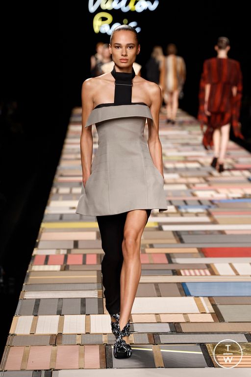 Spring-Summer 2025 Louis Vuitton Look 43