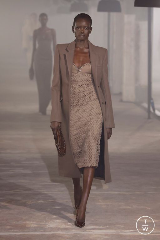 FW25 Ludovic de Saint Sernin Look 12